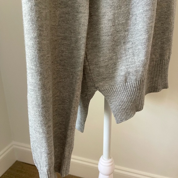 ROOLEE color block lightweight sweater - Size M - Picture 9 of 16